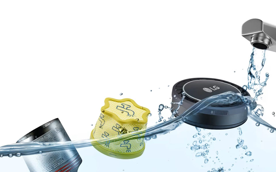 Pulire filtri aspirapolvere LG, immagine di filtri lavati con acqua
